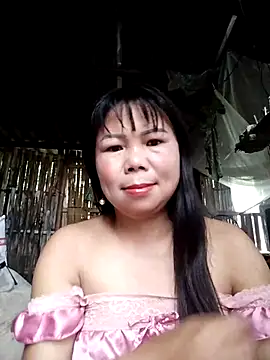 Snapshot of lusy-00 chatting on 09-10-25, 04:01 lusy-00 online show from 09-10-25, 04:01