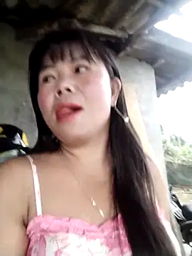 Snapshot of lusy-00 chatting on 09-29-25, 12:49 lusy-00 online show from 09-29-25, 12:49