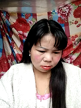 Snapshot of lusy-00 chatting on 11-04-25, 02:10 lusy-00 online show from 11-04-25, 02:10