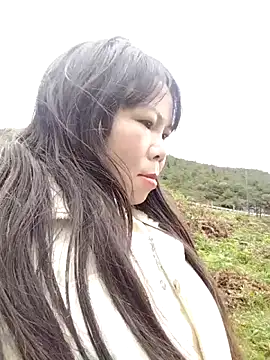 Snapshot of lusy-00 chatting on 11-10-25, 03:05 lusy-00 online show from 11-10-25, 03:05