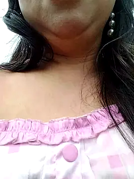 lusy-00 online show from 04-05-26, 12:52