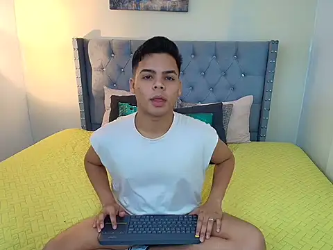 stewart mateo  online show from 10-09-25, 01:58