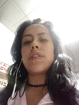 Snapshot of Queen_Ashly chatting on 11-11-25, 02:11 Queen Ashly online show from 11-11-25, 02:11