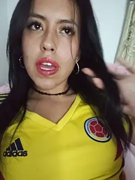 Snapshot of Queen_Ashly chatting on 11-16-25, 02:06 Queen Ashly online show from 11-16-25, 02:06