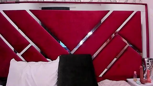 Dafne Fire online show from 10-09-25, 12:25