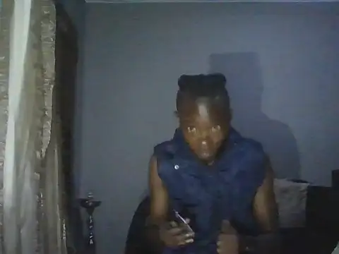 Snapshot of Nykho17 chatting on 10-31-25, 06:31 Nykho17 online show from 10-31-25, 06:31