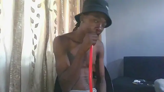 Snapshot of Nykho17 chatting on 11-21-25, 10:03 Nykho17 online show from 11-21-25, 10:03