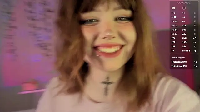 Snapshot of RileyVice chatting on 11-24-25, 08:47 RileyVice online show from 11-24-25, 08:47