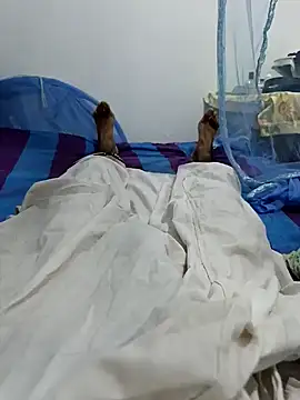 Snapshot of SHIFT1234 chatting on 09-10-25, 04:51 SHIFT1234 online show from 09-10-25, 04:51