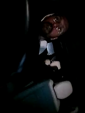 Snapshot of samura55 chatting on 10-11-25, 06:39 samura55 online show from 10-11-25, 06:39