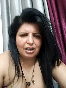 Snapshot of Jann_Riya333 chatting on 06-24-26, 08:46 Jann Riya333 online show from 06-24-26, 08:46