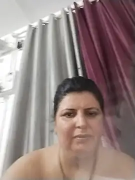 Snapshot of Jann_Riya333 chatting on 07-12-26, 01:46 Jann Riya333 online show from 07-12-26, 01:46
