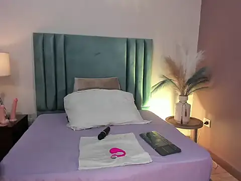 AmaraYasbel online show from 04-10-26, 05:17