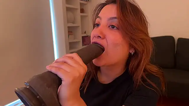 Snapshot of annaxxxb chatting on 10-09-25, 01:53 annaxxxb online show from 10-09-25, 01:53