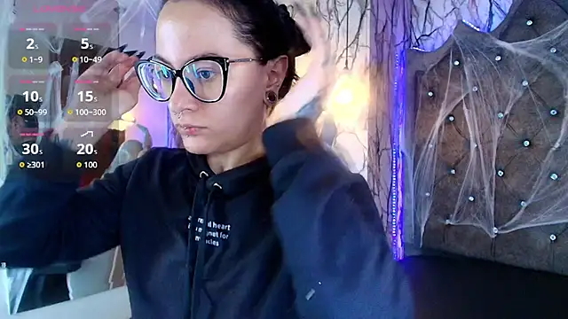 Snapshot of Zami_Escobar_of chatting on 10-18-25, 04:19 Zami Escobar of online show from 10-18-25, 04:19