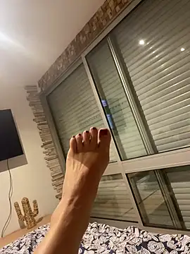 Snapshot of sexesensuellesansinterdit chatting on 10-18-25, 07:25 sexesensuellesansinterdit online show from 10-18-25, 07:25