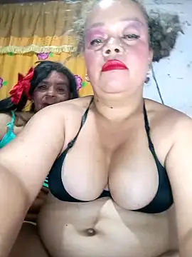 Snapshot of margaritamadura chatting on 10-29-25, 01:52 margaritamadura online show from 10-29-25, 01:52