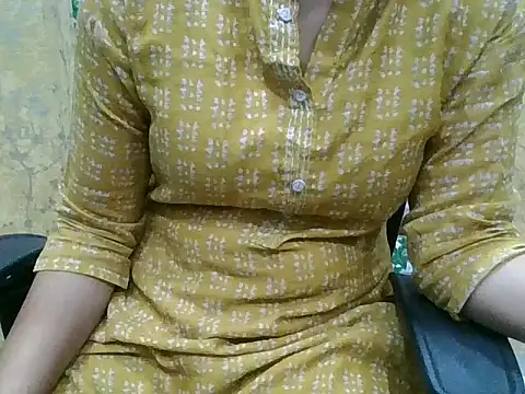 Roshani hoty online show from 03-19-26, 01:15