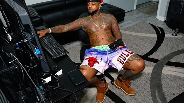 SLANGONDEMHOES online show from 02-13-26, 02:24