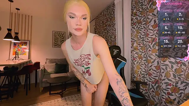 Snapshot of my-muse chatting on 10-05-25, 05:44 my-muse online show from 10-05-25, 05:44