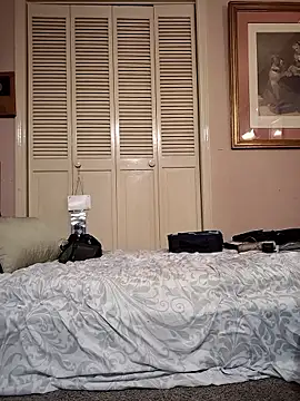 Snapshot of mresquared chatting on 01-10-26, 05:15 mresquared online show from 01-10-26, 05:15