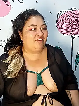 curvy diva  online show from 01-17-26, 12:32