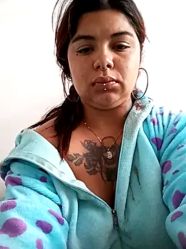 snow belle online show from 10-25-25, 08:47