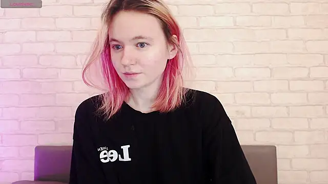 Ericha Stone online show from 02-04-26, 02:39