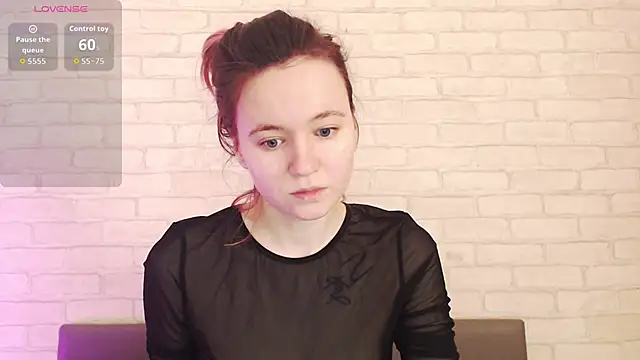 Ericha Stone online show from 04-11-26, 01:21