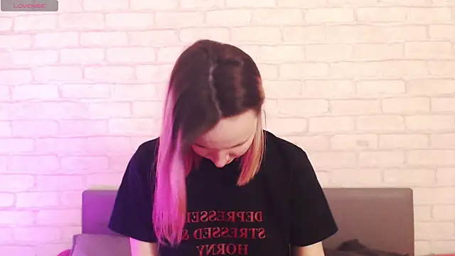 Ericha Stone online show from 04-14-26, 07:58