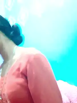 Snapshot of Pahadi_couple chatting on 10-08-25, 03:42 Pahadi couple online show from 10-08-25, 03:42