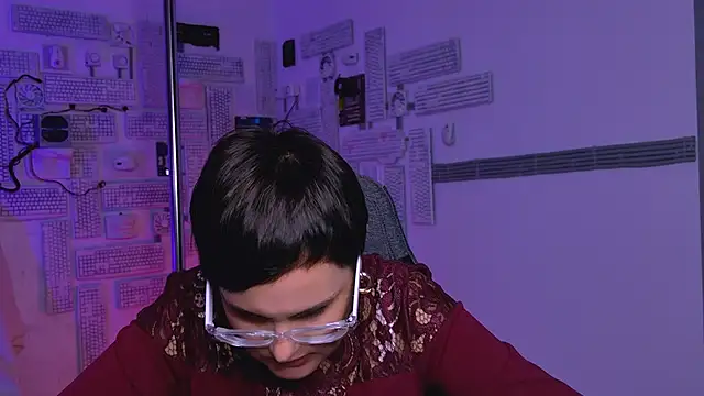 Snapshot of LauraDavidsons chatting on 09-11-25, 08:14 LauraDavidsons online show from 09-11-25, 08:14