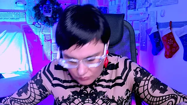 LauraDavidsons online show from 01-05-26, 05:49