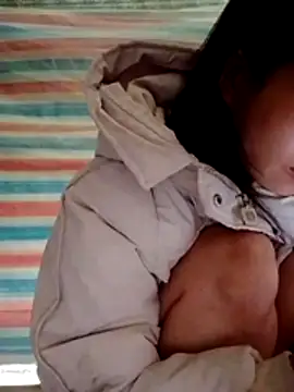 Snapshot of Georgia_here chatting on 12-21-25, 01:02 Georgia here online show from 12-21-25, 01:02