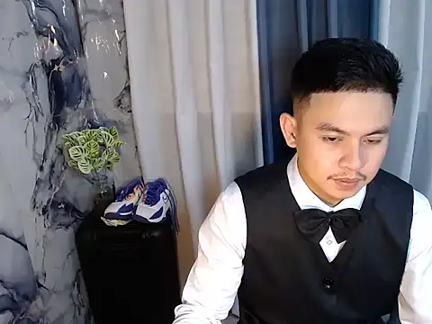 Snapshot of Njay_16 chatting on 09-12-25, 06:46 Njay 16 online show from 09-12-25, 06:46