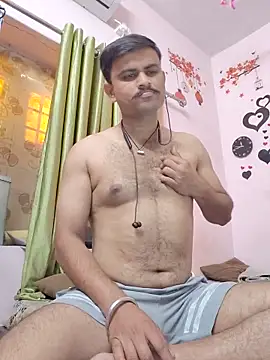 Snapshot of Frvgggghh chatting on 12-05-25, 09:18 Frvgggghh online show from 12-05-25, 09:18