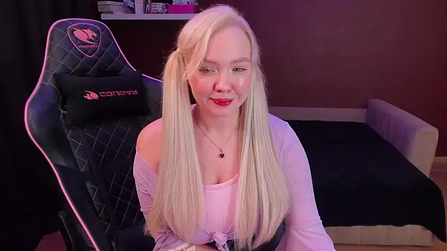 Snapshot of AlishaSe7enthAngel chatting on 10-01-25, 02:12 AlishaSe7enthAngel online show from 10-01-25, 02:12