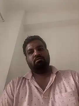 Snapshot of vinay_smalldick chatting on 06-16-26, 01:52 vinay smalldick online show from 06-16-26, 01:52