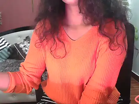 Snapshot of shaalu_sharma chatting on 01-12-26, 07:02 shaalu sharma online show from 01-12-26, 07:02