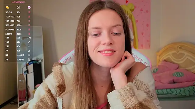 VibeQueenLucy online show from 12-16-25, 09:25