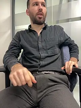 speddy34 online show from 12-19-25, 07:15