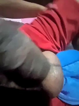 Snapshot of CVictorL10 chatting on 11-09-25, 04:55 CVictorL10 online show from 11-09-25, 04:55