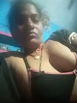 Snapshot of Hansini_Gowda chatting on 10-17-25, 03:14 Hansini Gowda online show from 10-17-25, 03:14