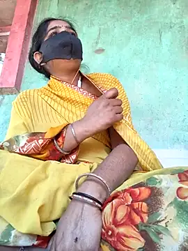 Snapshot of Hansini_Gowda chatting on 02-15-26, 08:24 Hansini Gowda online show from 02-15-26, 08:24