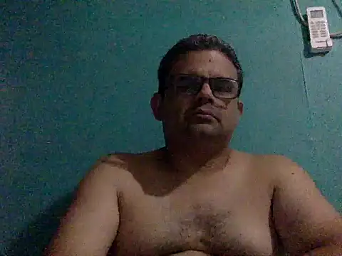 Snapshot of Katracho6969 chatting on 09-09-25, 03:39 Katracho6969 online show from 09-09-25, 03:39