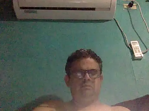 Snapshot of Katracho6969 chatting on 10-19-25, 02:01 Katracho6969 online show from 10-19-25, 02:01