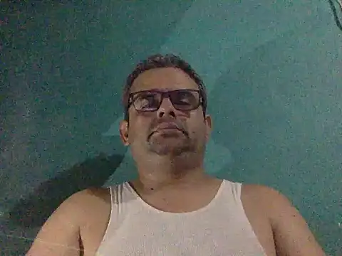 Snapshot of Katracho6969 chatting on 11-21-25, 01:04 Katracho6969 online show from 11-21-25, 01:04