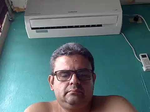 Snapshot of Katracho6969 chatting on 11-23-25, 04:18 Katracho6969 online show from 11-23-25, 04:18