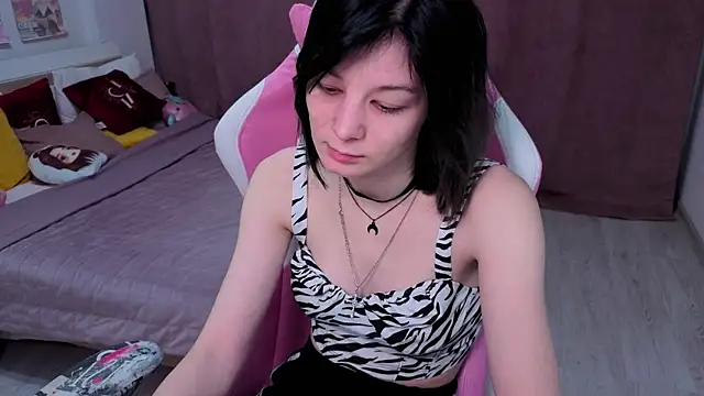 EllinEverly online show from 02-25-26, 09:57