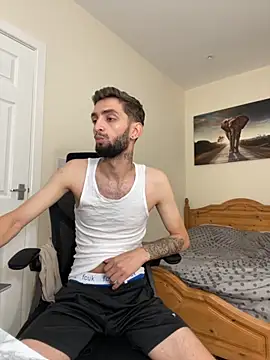 Snapshot of mixedcouplee69 chatting on 09-21-25, 12:51 mixedcouplee69 online show from 09-21-25, 12:51